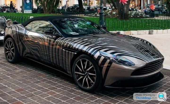 Aston Martin par Marco Marin